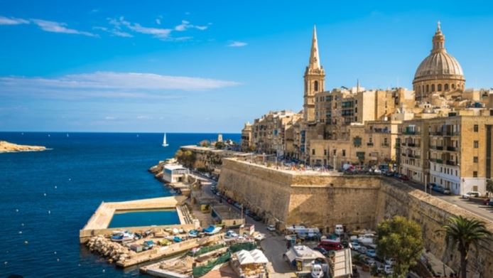 Malta'nın Kristal Berraklığında Sularında Dalış