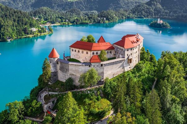 Slovenya Avrupa'nın Gizli Cenneti